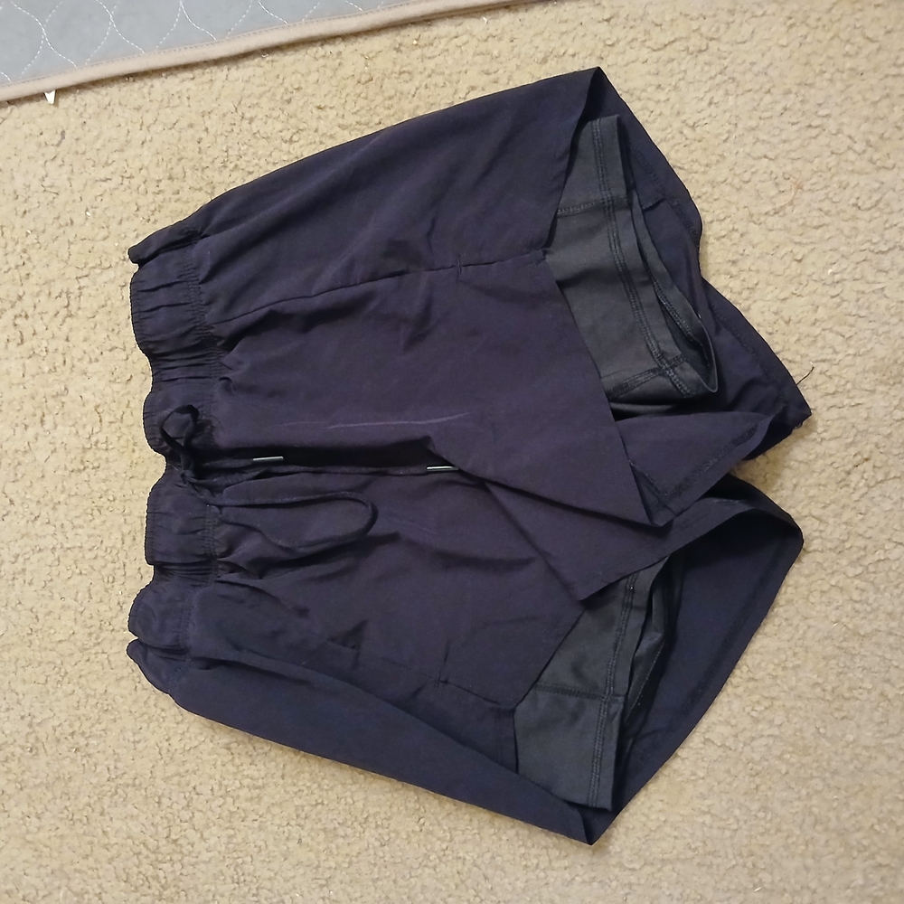 Black Athletic Shorts With Built In Liner